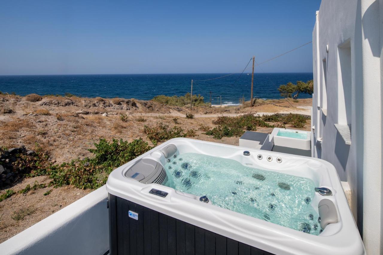 Peaceful Seafront Retreat In Santorini -Sonus Mare Beach Houses Vourvoúlos Eksteriør bilde