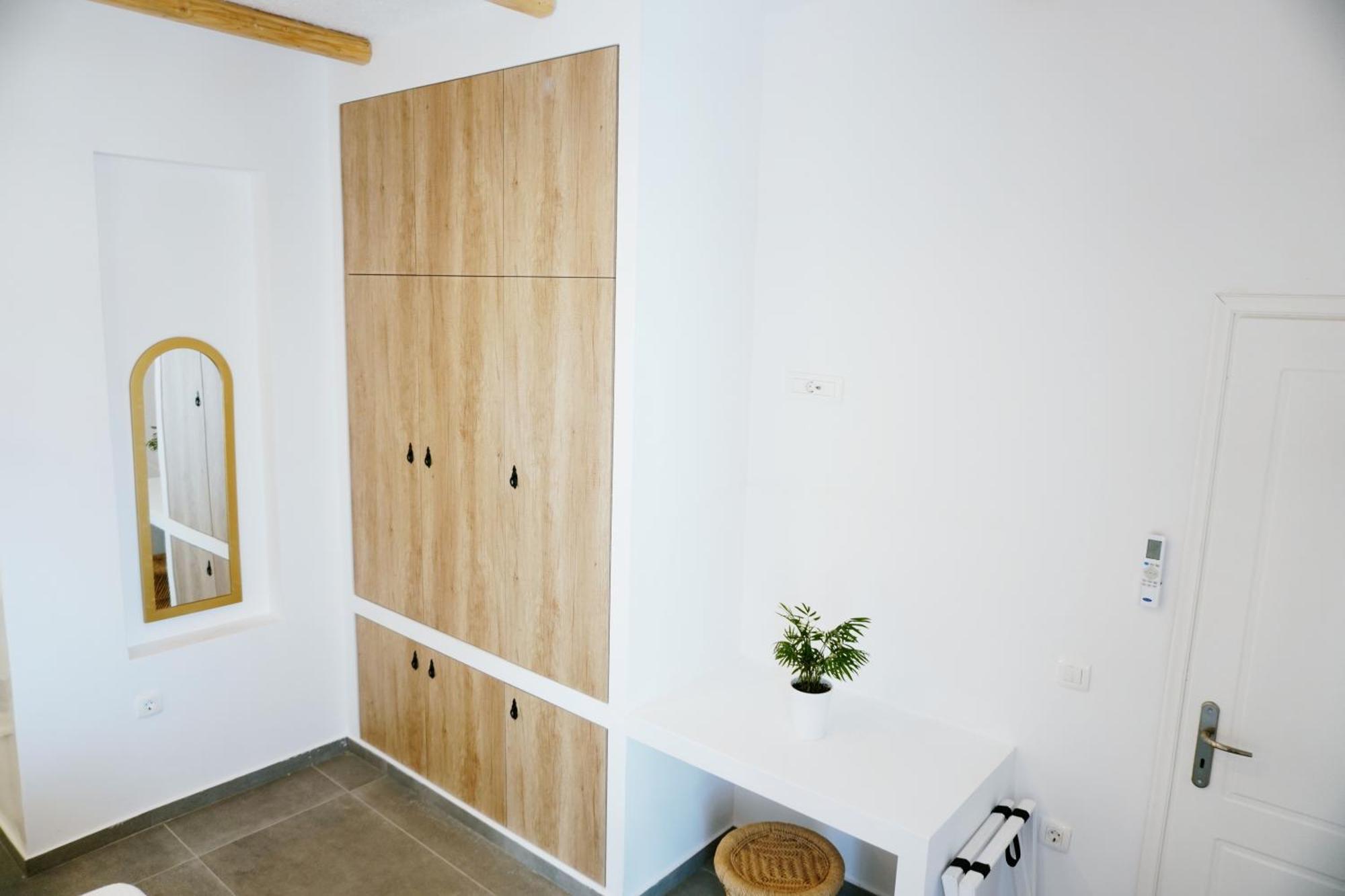 Peaceful Seafront Retreat In Santorini -Sonus Mare Beach Houses Vourvoúlos Eksteriør bilde