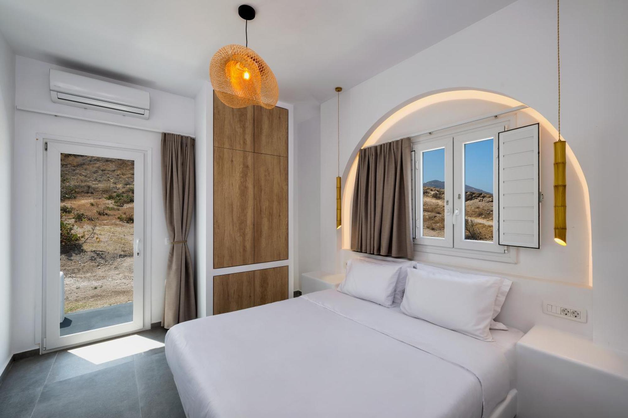 Peaceful Seafront Retreat In Santorini -Sonus Mare Beach Houses Vourvoúlos Eksteriør bilde
